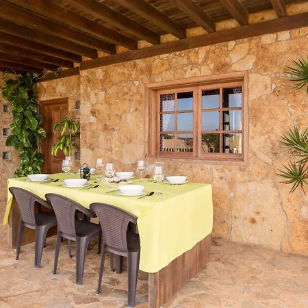 Casa Laura Villa La Ampuyenta